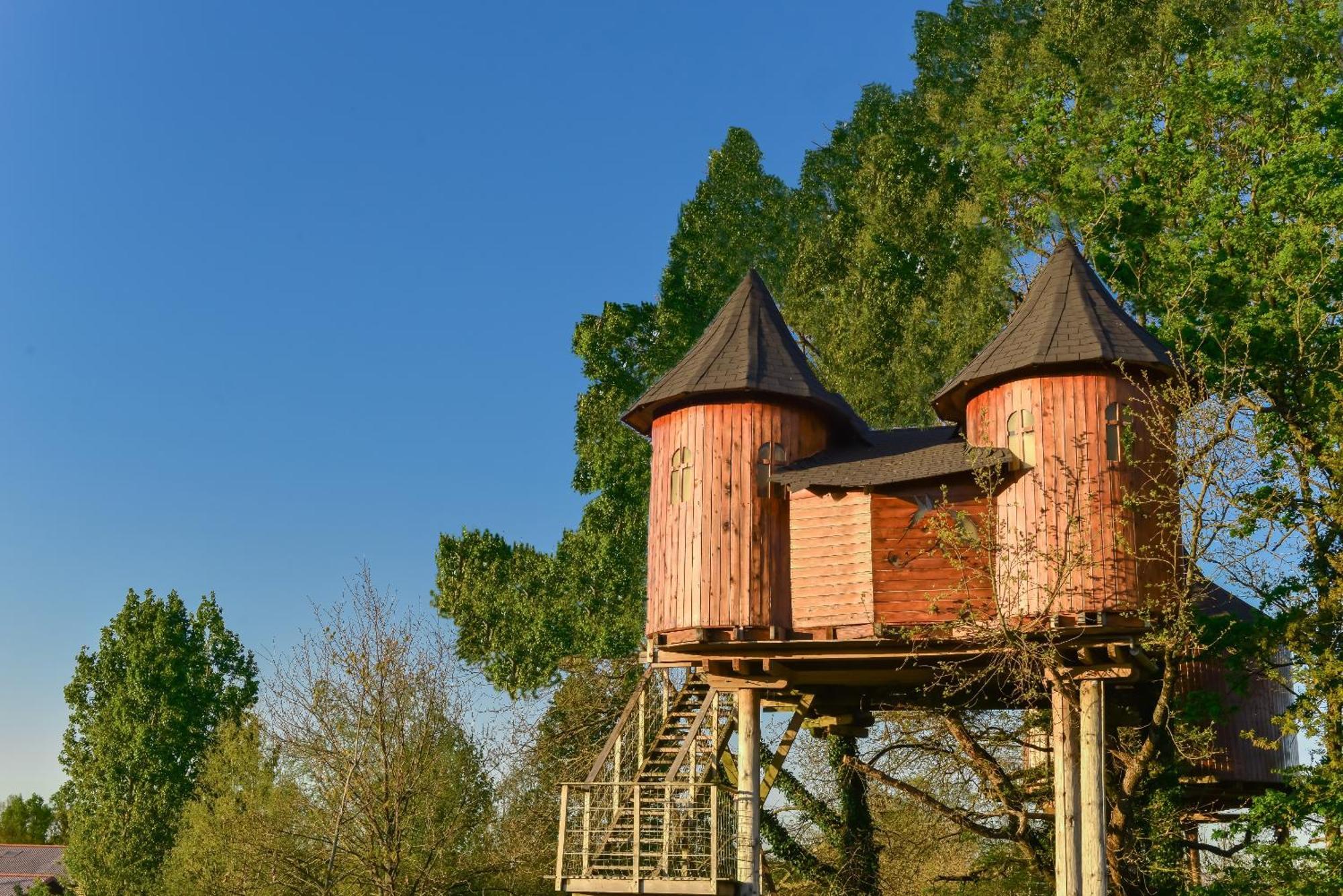Village Vacances - Defiplanet' Dienné Exterior photo
