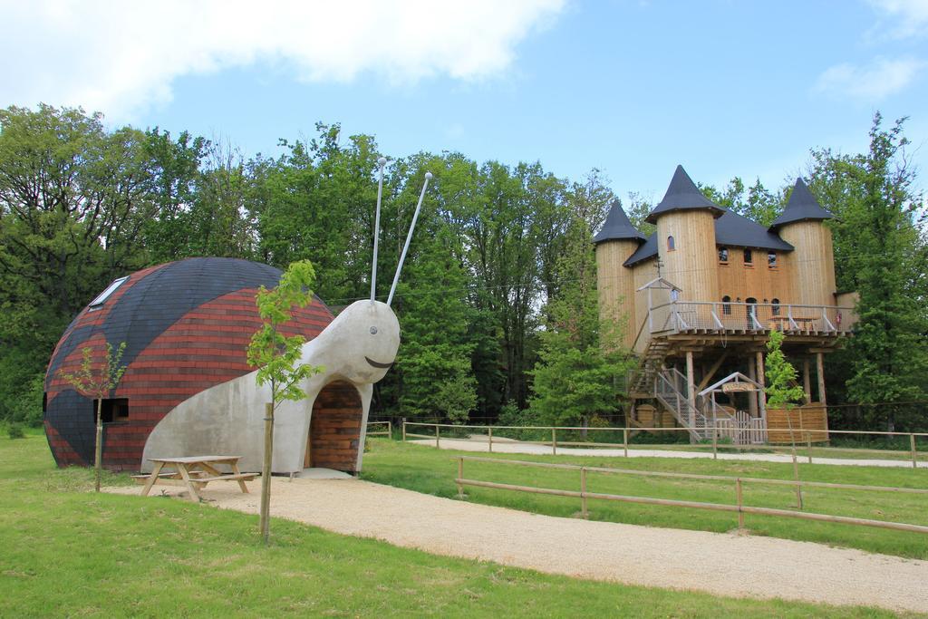 Village Vacances - Defiplanet' Dienné Exterior photo